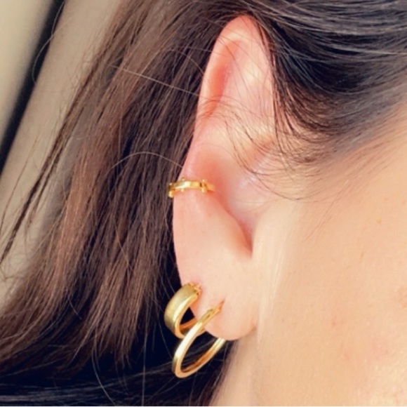 14k Gold Vermeil Dainty Ear Cuff - Picture 13 of 16